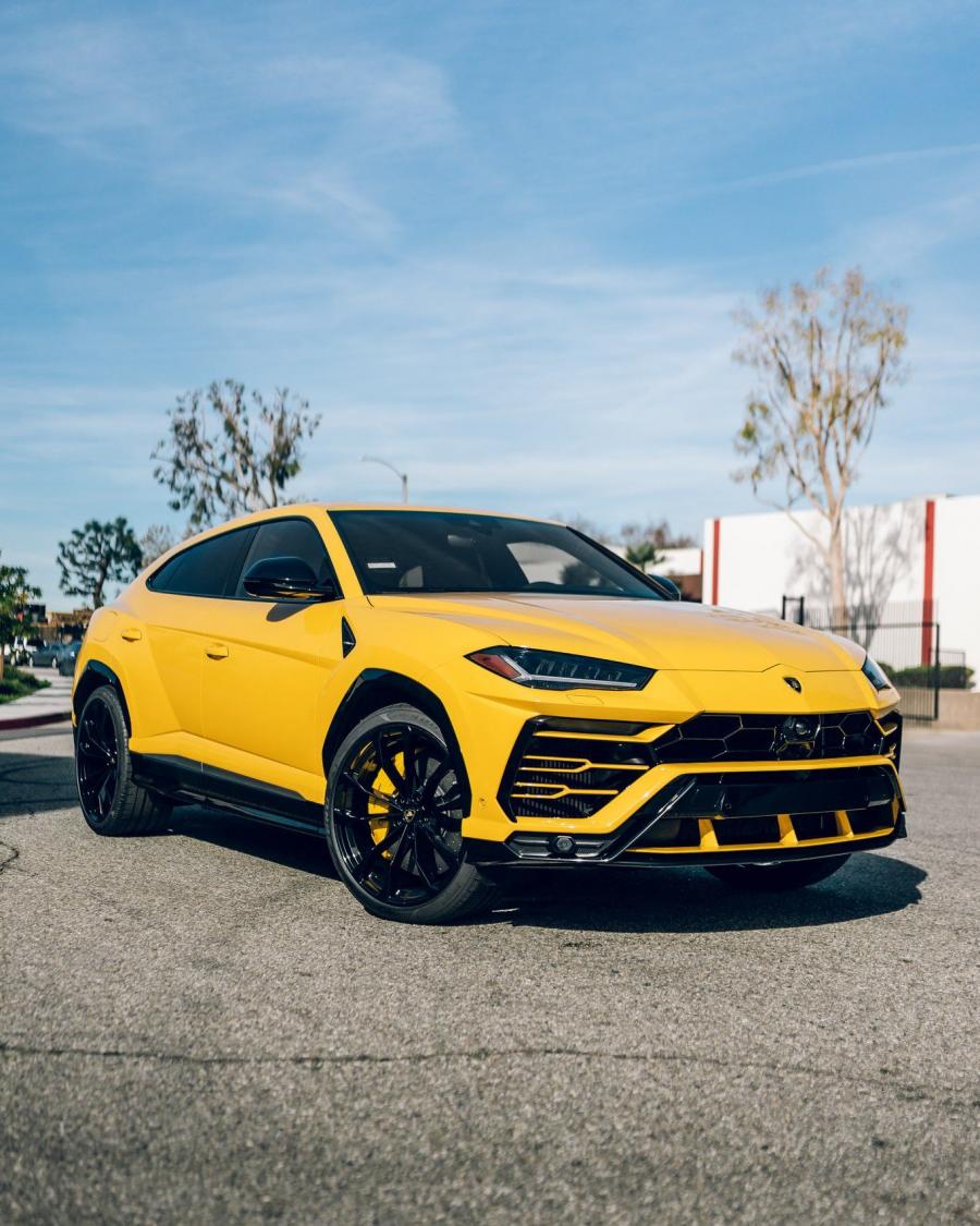  Lamborghini Urus by Impressive Wrap 2019 года  (фото 1 из 5)